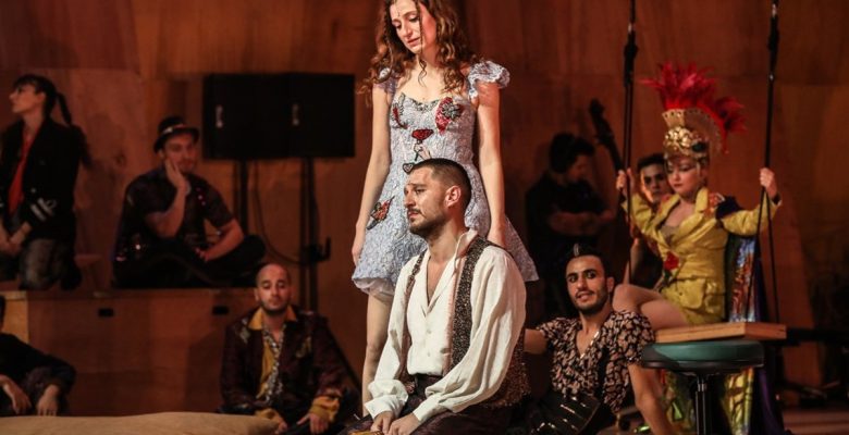 ‘Aşık Shakespeare’ Türkiye’de birinci sefer sahnelendi