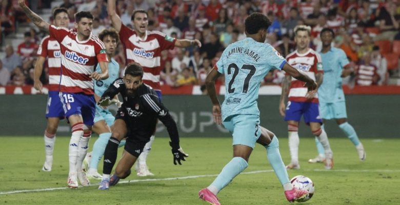 Barcelona bir puanı kurtardı