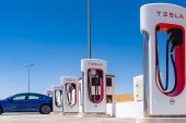 BMW, ABD’de Tesla şarjını kullanmaya başlayacak