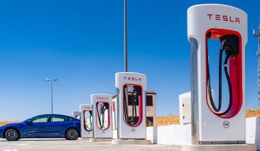 BMW, ABD’de Tesla şarjını kullanmaya başlayacak