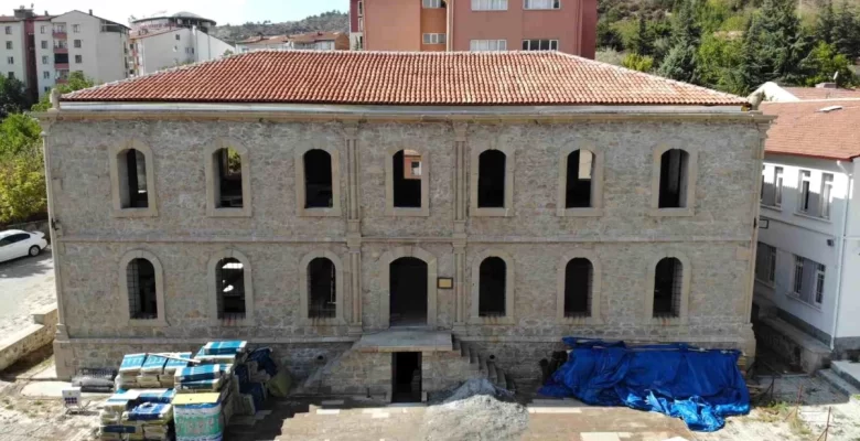 Çorum İskilip’teki Tarihi Redif Kışlası’nın Onarımı Tamamlanıyor