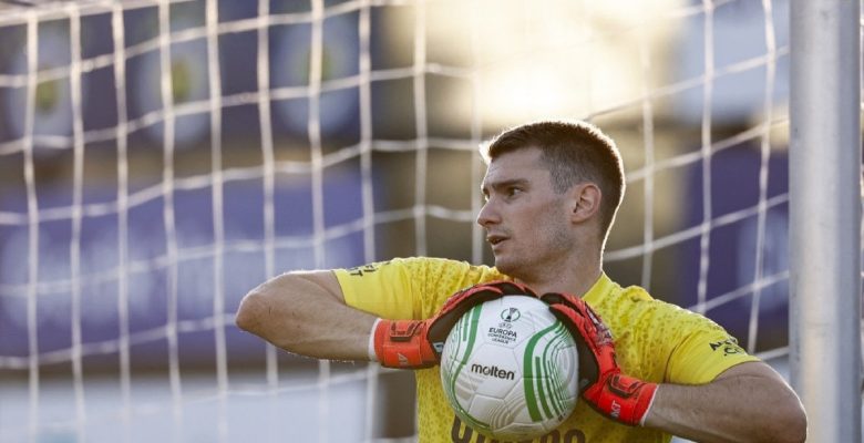 Fenerbahçe kalesi Livakovic ile yine inançta