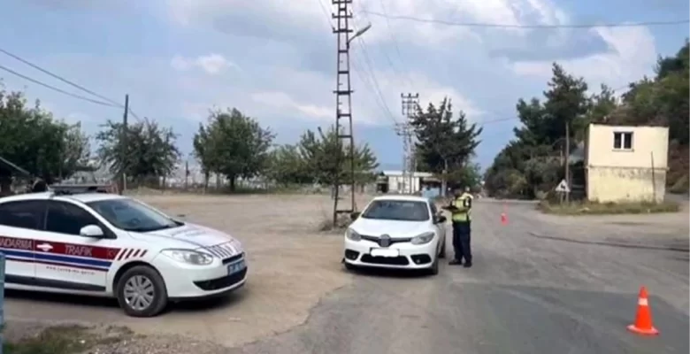 Hatay’da sistemsiz göç ve aranan şahıslara yönelik operasyon