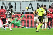 Juventus Milan’ı tek golle devirdi, tepe el değiştirdi