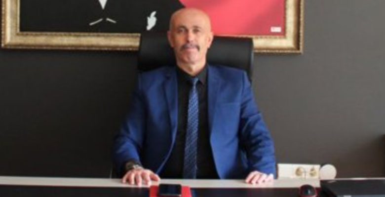 Koçarlı İlçe Ulusal Eğitim Müdürü Menzil pirine bağlılık yeminini paylaştı