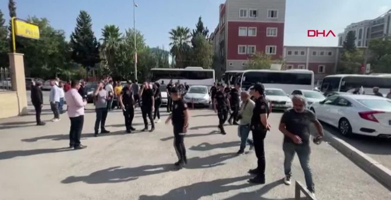 Şanlıurfa’da terör operasyonunda gözaltına alınan 51 kuşkulu adliyeye sevk edildi