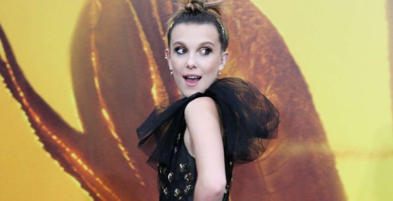 “Stranger Things” takımından dizinin yıldızı Millie Bobby Brown’a karşılık geldi