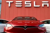 Tesla’nın karı, yaptığı indirimler nedeniyle yüzde 44 düştü