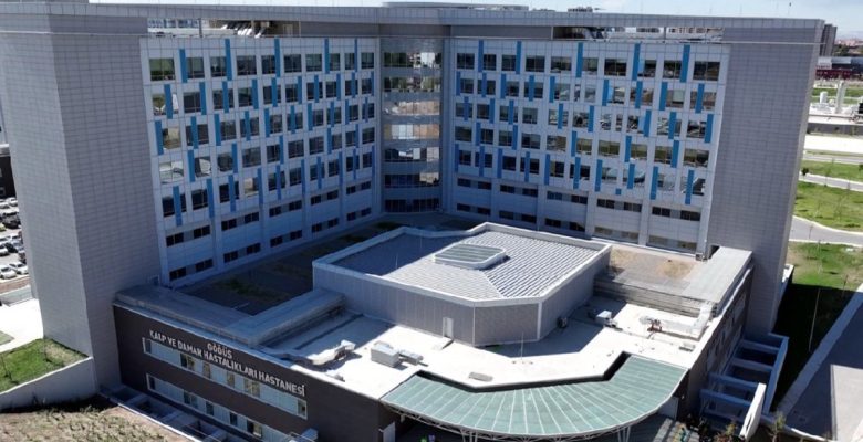 875 hastane parasını 17 kent hastanesi yuttu