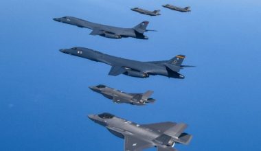 ABD’nin bombardıman uçakları, İncirlik’e geldi