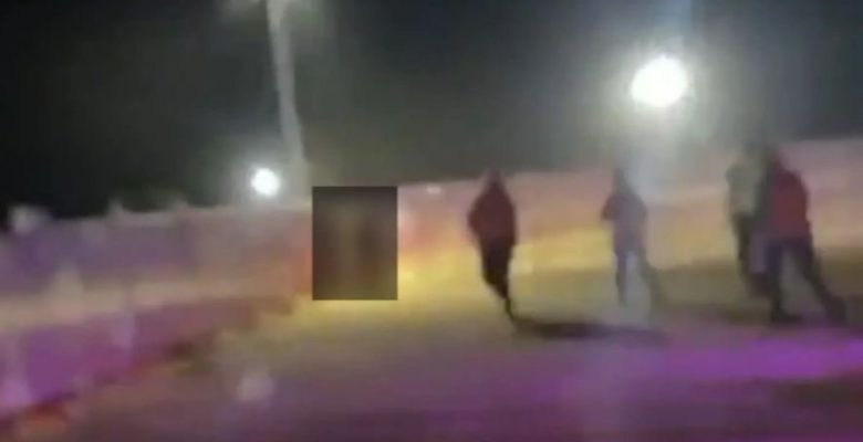 Açık alanda cinsel bağa giren gençler kriz yarattı