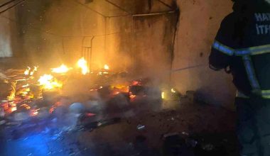 Antakya’da çadır yangını