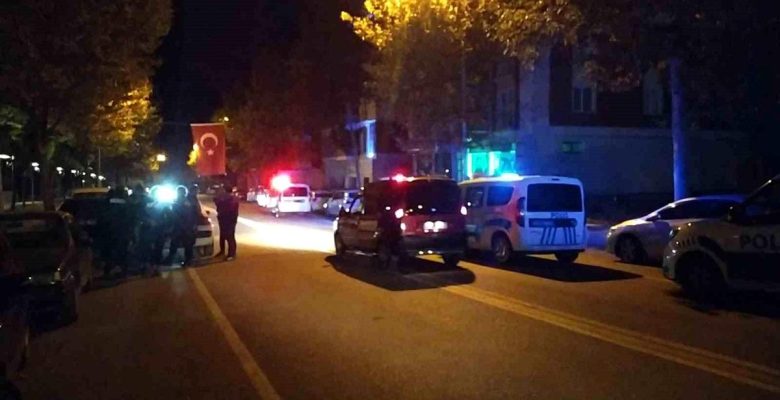 Çorum’da Parkta Havaya Ateş Açan Şahıslar Yakalandı