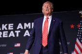 Donald Trump, ABD Lideri Biden’la alay etti: Taklidini yaptı