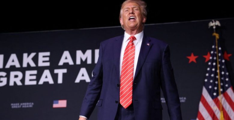 Donald Trump, ABD Lideri Biden’la alay etti: Taklidini yaptı