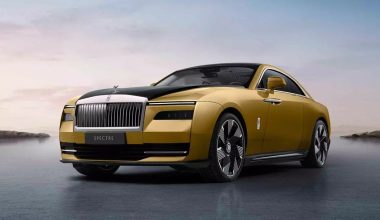 Dünyanın en kıymetli elektrikli arabası için Türkiye’de 110 kişi sırada