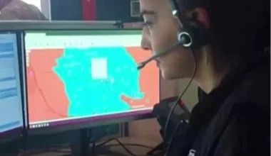 Erzincan’da engelli bayanın bayrak aşkı