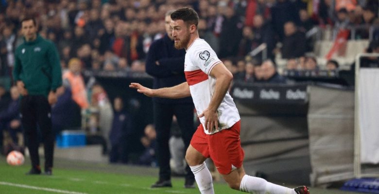 Galatasaray ve Fenerbahçe ortasında Salih Özcan derbisi