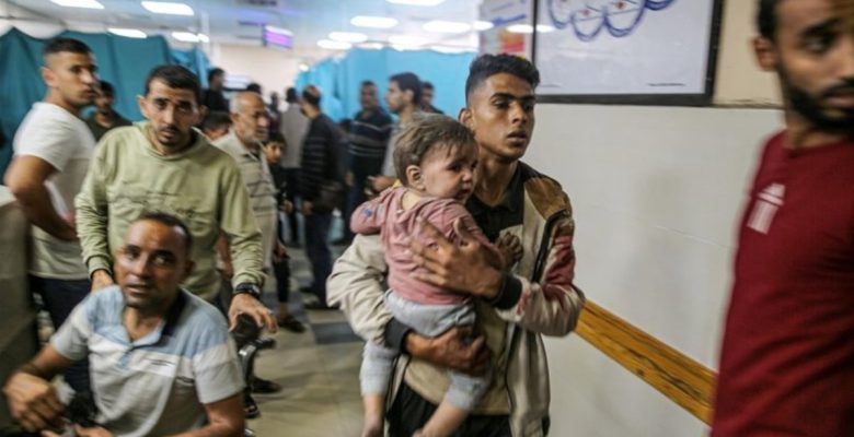 Gazze’deki Şifa Hastanesi’nde binlerce kişi günlerdir aç