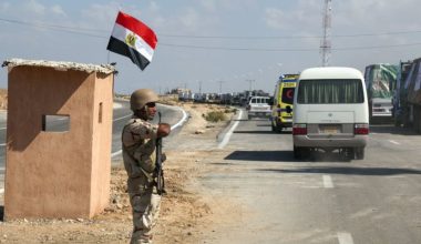 Gazze’nin kuzeyine 49 gün sonra birinci insani yardım