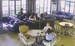 Kafeteryada Patlayan Cep Telefonu Paniğe Neden Oldu