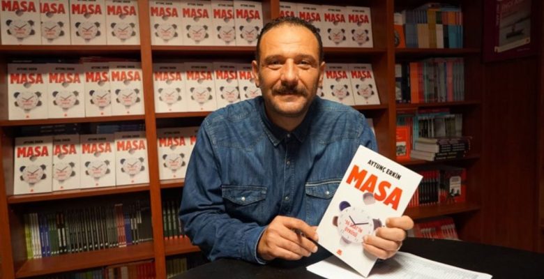 Kovuldum o masadan kardeş