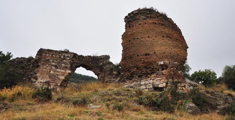 Manisa Kalesi’nde onarım çalışmaları başladı