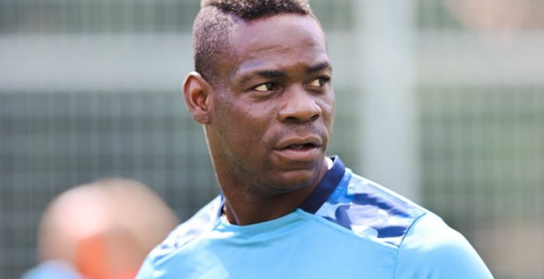 Mario Balotelli trafik kazası geçirdi! Alkol testini redetti