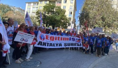 Öğretmenler 24 Kasım’da iş bırakacak: Geçinemiyoruz, barınamıyoruz, yaşayamıyoruz