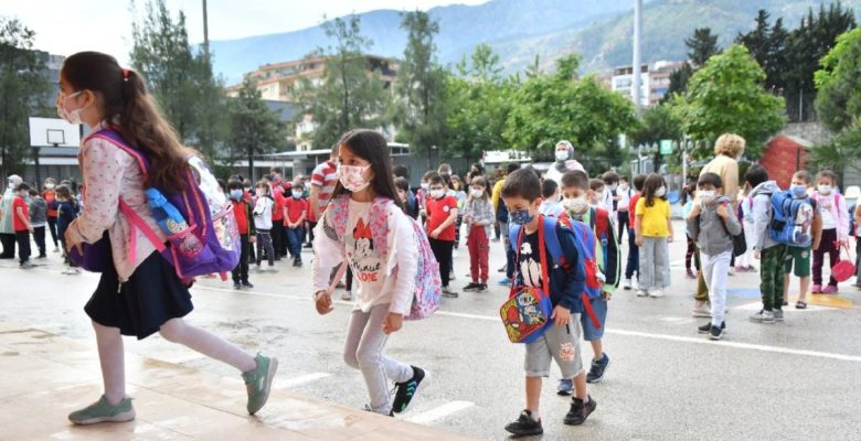 Orta tatil ne vakit, kalktı mı?