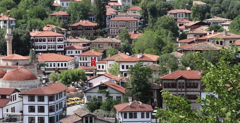 Safranbolu’da orta tatil hareketliliği: Otellerde doluluk yüzde 80’e ulaştı