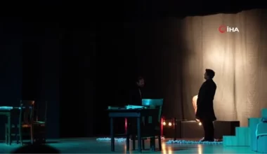 Tiyatro Günlerine Öğrencilerden Ağır İlgi