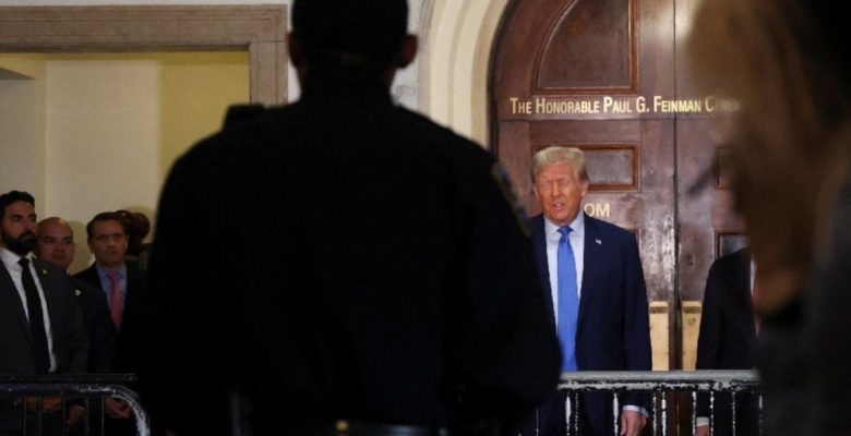 Trump, dolandırıcılık suçlamasıyla söz verdi