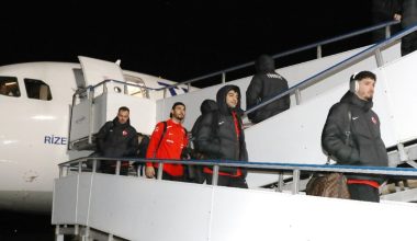 Türkiye Galler’de liderlik peşinde