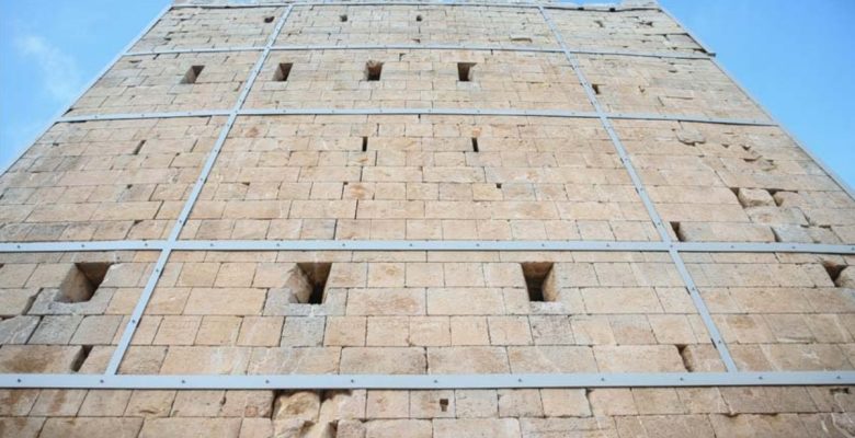 Uzuncaburç’taki 2400 yıllık rahip kral kule restore edildi