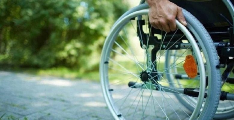 Yaşlı ve engelli aylığı hesaplara yatmaya başladı