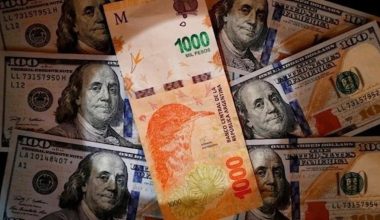 Arjantin pesosu yüzde 50’den fazla devalüe edilecek