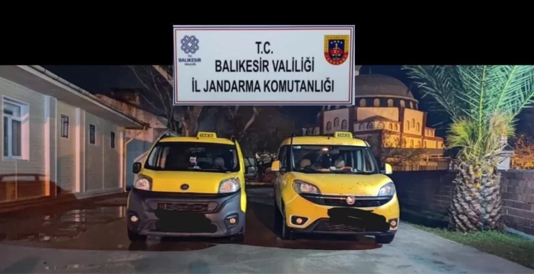 Ayvalık’ta sistemsiz göçmen operasyonu: 15 göçmen ve 2 organizatör yakalandı