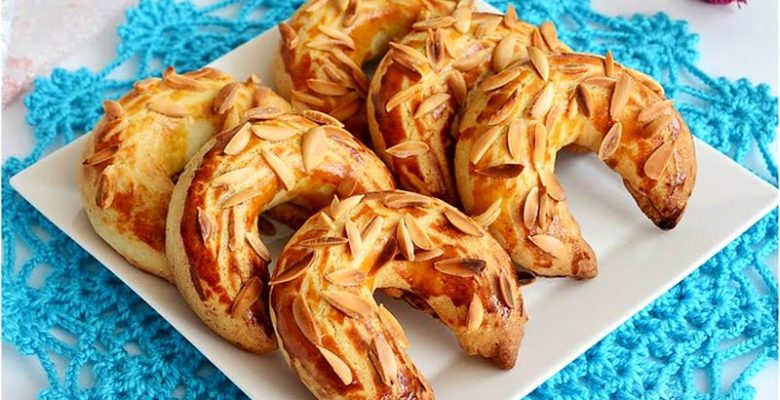 Bayat kekleri değerlendirin! Lezzetli mi lezzetli Ay çöreği tanımı