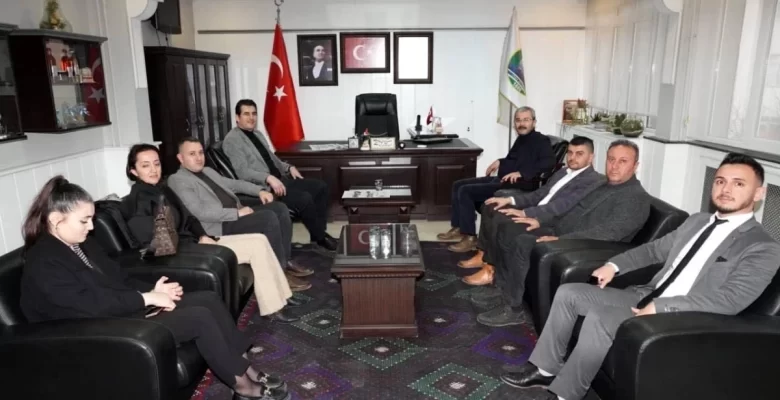 Denizli AK Parti Vilayet Lideri Yücel Güngör, Çivril’de vatandaşlarla buluştu