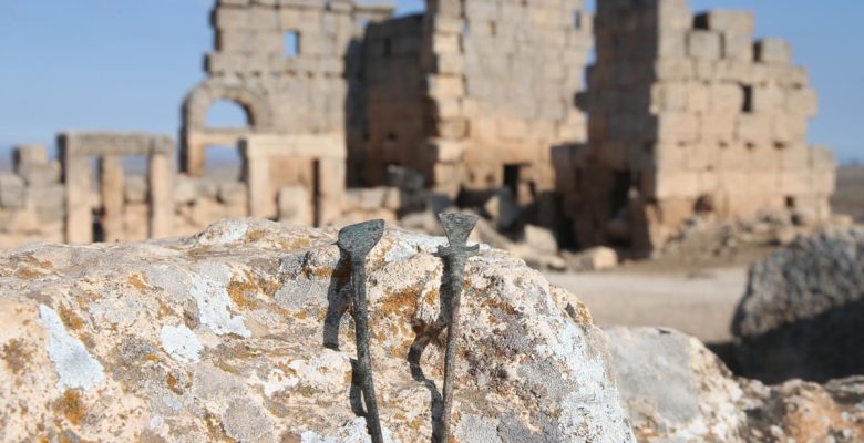 Diyarbakır’da 1800 yıllık ameliyat aletleri bulundu