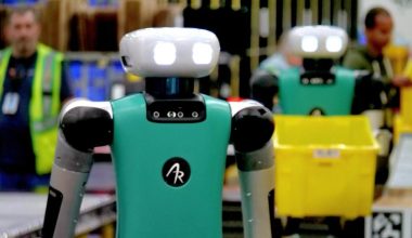 Dünyanın birinci seri üretim insansı robot fabrikası açılıyor