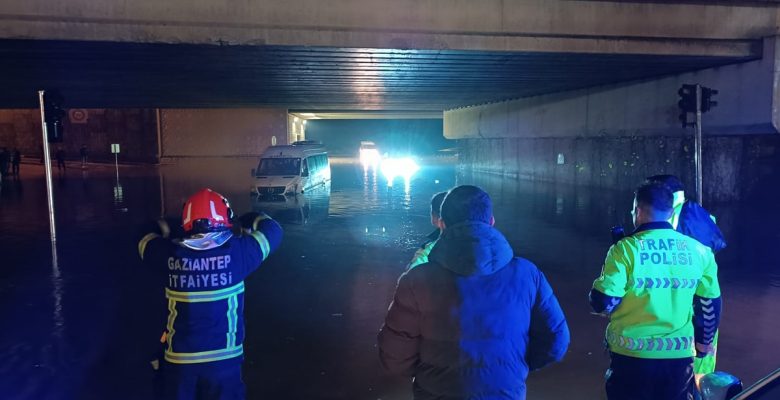 Gaziantep ve Diyarbakır’da sağanak
