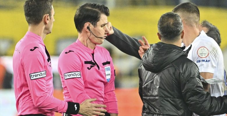 Halil Umut Meler sessizliğini bozdu: Şiddetin son bulmasını temenni ediyorum