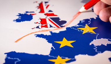 İngiliz Maliye Bakanı ekonomik bozulmadan Brexit’i sorumlu tuttu