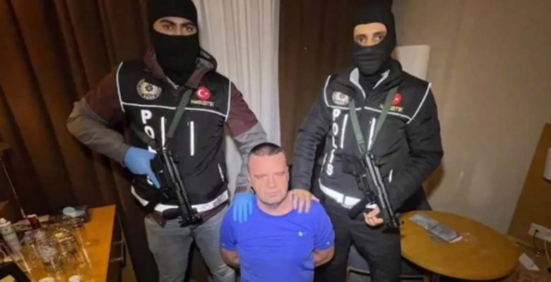 Kırmızı bültenle aranan Shaun Monaghan İstanbul’da yakalandı