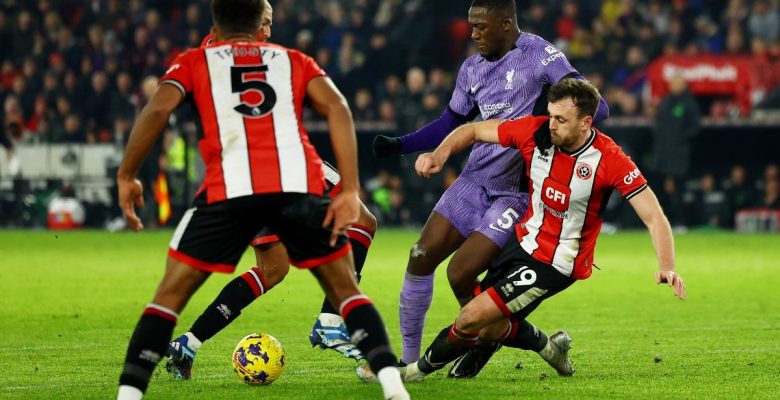 Liverpool iki golle güldü