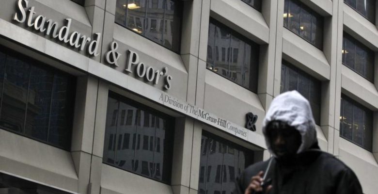 S&P, Fransa’nın kredi not görünümünü negatifte tuttu