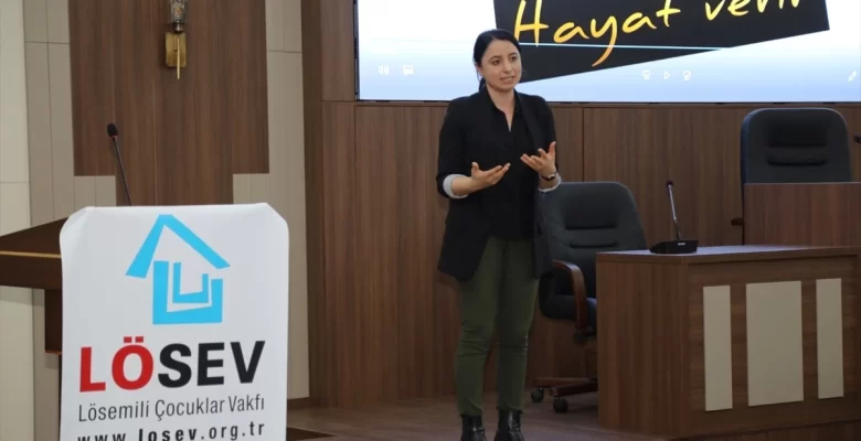 Ankara Çubuk Belediyesi çalışanlarına lösemi hakkında bilgi verildi