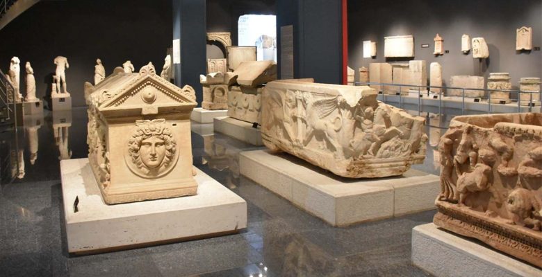 Binlerce tarihi eser gün yüzüne çıkarıldı